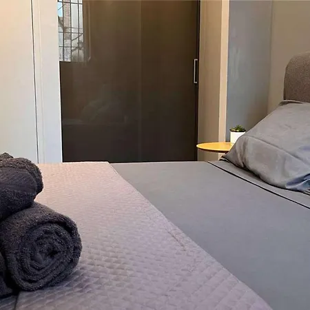 Design Lofts In Historic Center Apartment *